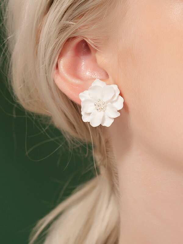 Faux Pearl Flower Stud Earrings 1pair - INS | Online Fashion Free Shipping Clothing, Dresses, Tops, Shoes