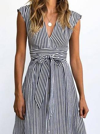 V-neck Button Printed Striped Short-sleeved Dress - Midi Dresses - INS | Online Fashion Free Shipping Clothing, Dresses, Tops, Shoes - 01/06/2021 - Color_Black - Color_Blue
